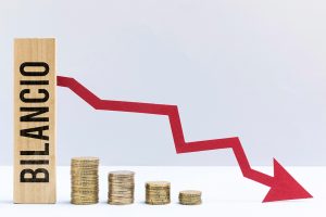 Scopri di più sull'articolo Caro bolletta? I Comuni alzano le tasse o falliscono?